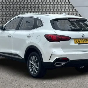 2023 MG HS 1.5 T-GDI PHEV SE 5-door hatchback - Image 5