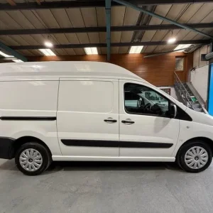 2014 Citroen Dispatch 2.0 HDI Panel Van - Image 8