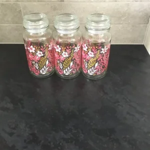 Storage jars - Image 4