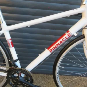 Pinnacle Lightweight Aluminium Road Bike - Image 2