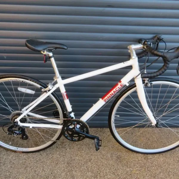 Pinnacle Lightweight Aluminium Road Bike