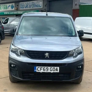 2020 Peugeot Partner 1.5 BlueHDi Panel Van - Image 8