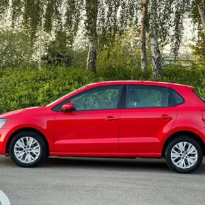 2016 Volkswagen Polo 1.2 TSi 5-door Hatchback - Image 4