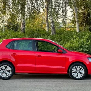 2016 Volkswagen Polo 1.2 TSi 5-door Hatchback - Image 5