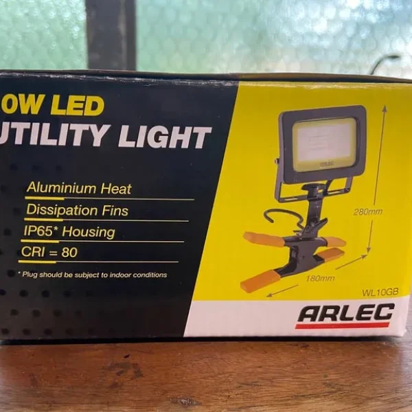 4 ARLEC 10W LED utility lights