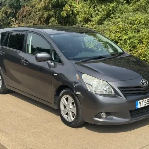 2009 Toyota Verso 1.8 V-Matic 5-door MPV - Image 4