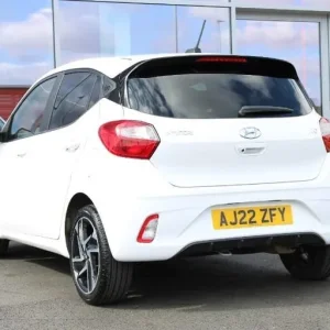 2022 Hyundai i10 1.0 Premium Hatchback - Image 6