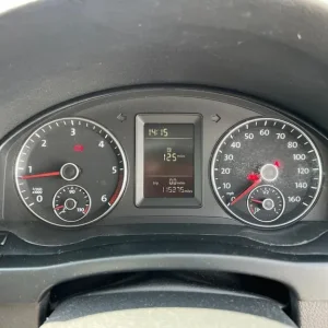2012 Volkswagen Golf Plus 1.6 TDI 5-door hatchback - Image 8