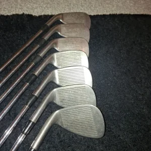 Mizuno ZP Irons and Osaka Bag - Image 7
