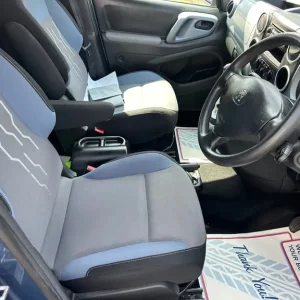2014 Peugeot Partner Tepee 1.6 HDi 92 S 5dr WAV with wheelchair access - Image 7
