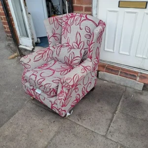 Winged back chairs - Image 2