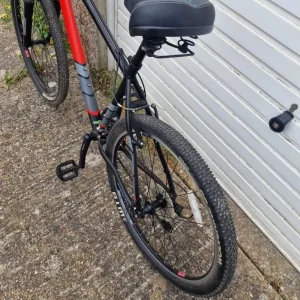 Saracen Tufftrax 19” Mountain Bike – Lightly Used - Image 2