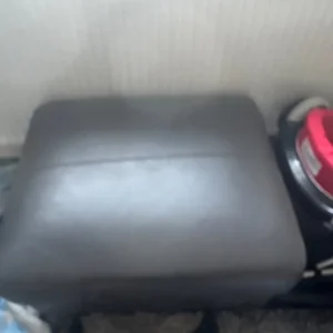 4 peace sofa set - Image 2