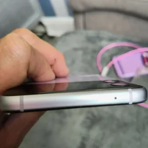 Samsung galaxy z flip 3 phone - Image 8