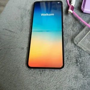 Samsung galaxy z flip 3 phone