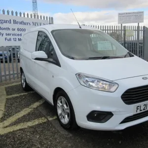 2021 Ford Transit Courier Limited Panel Van Petrol Manual - Image 3