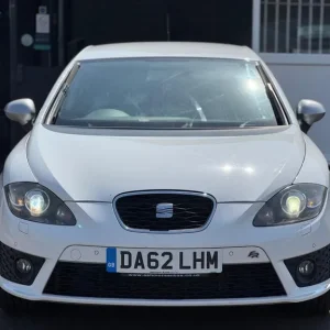 2012 SEAT Leon 2.0 TDI CR FR+ Euro 5 5dr Hatchback Diesel Manual - Image 3
