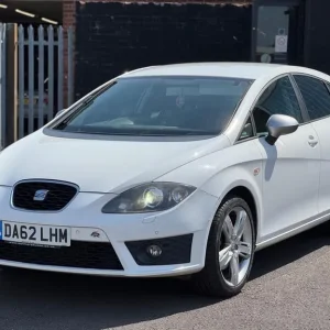 2012 SEAT Leon 2.0 TDI CR FR+ Euro 5 5dr Hatchback Diesel Manual - Image 4
