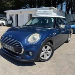 2014 MINI Cooper 1.5 Auto 5 Door Hatchback - Image 2