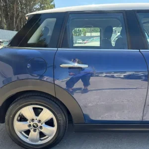 2014 MINI Cooper 1.5 Auto 5 Door Hatchback - Image 5