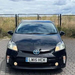 2015 Toyota Prius Hybrid 1.8L Automatic 5-door Hatchback - Image 3