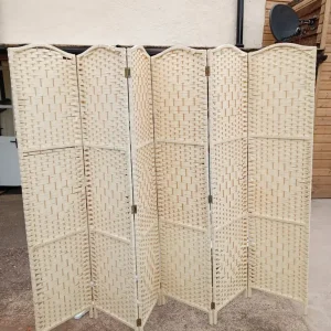 Privacy partician blind