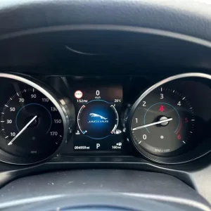 Jaguar XF 3.0d V6 S Auto Euro 6 4dr 2016 - Image 8