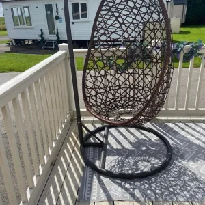 3-bedroom caravan with wrap decking and central heating - Image 3