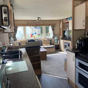 3-bedroom caravan with wrap decking and central heating - Image 6
