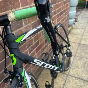 Scott CR1 carbon fibre road bike - Image 4
