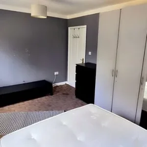 Double room for rent in Sipson West Drayton/Bath Road - Image 3