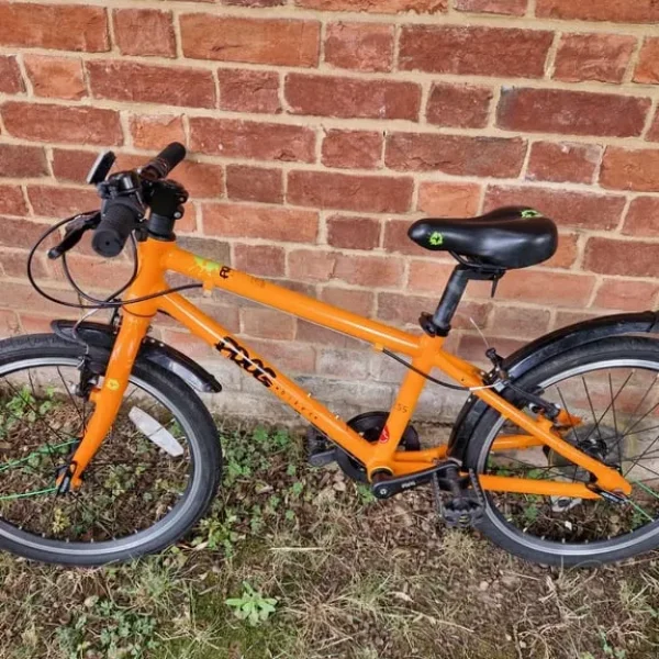 Frog Child’s Boys bike 20” wheel