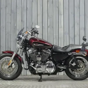 2015 Harley-Davidson Sportster 1200 Custom Ltd XL CB Maroon and Black - Image 4