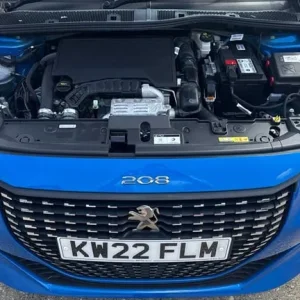 2022 Peugeot 208 1.2 PureTech 100 Allure Premium 5-door Hatchback - Image 8