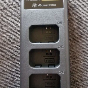 SONY NP-FW50 TRIPLE USB BATTERY CHARGER