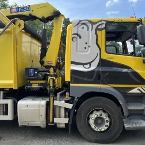 2016 DAF CF-330 6x2 Crane Vehicle - Image 7
