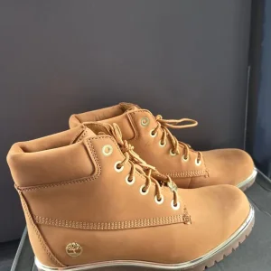 Womens Timberland boots