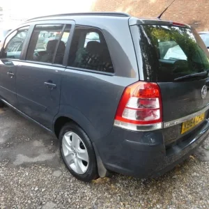 2014 Vauxhall Zafira 1.8 16V Exclusiv Euro 5 5dr MPV Petrol Manual - Image 7