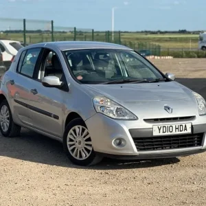 2010 Renault Clio 1.2 16V I-Music 5-door hatchback