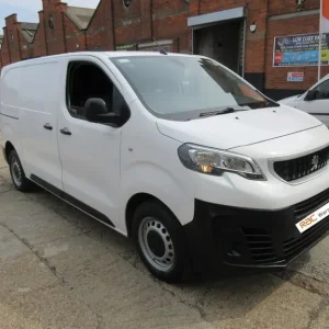 2020 Peugeot Expert 2.0 BlueHDi 120ps Panel Van Diesel Manual - Image 2