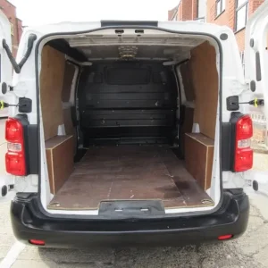 2020 Peugeot Expert 2.0 BlueHDi 120ps Panel Van Diesel Manual - Image 5