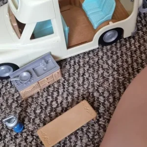 Sylvanian Families caravan - Image 4