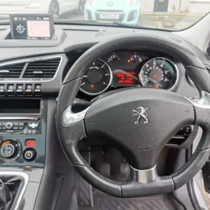 2016 Peugeot 3008 1.6 BlueHDi Allure SUV 5dr Diesel Manual - Image 8