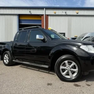 2012 Nissan Navara 2.5 dCi Tekna 4WD Diesel Manual Pick-up