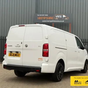 2021 Vauxhall Vivaro 1.5 Turbo D 2900 Sportive Panel Van - Image 3