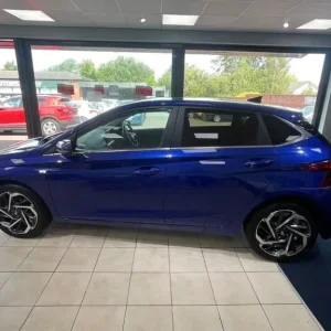 2021 Hyundai i20 1.0 T-GDi Hybrid Premium Hatchback - Image 4