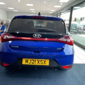 2021 Hyundai i20 1.0 T-GDi Hybrid Premium Hatchback - Image 8