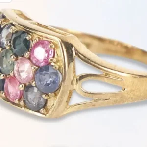 9ct yellow gold sapphire cluster ring - Image 4