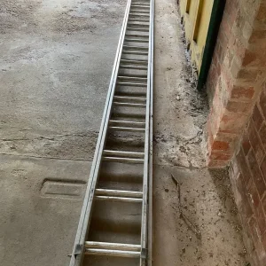 12 foot ladder extends to 22 feet