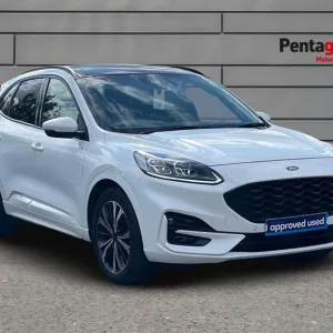 Ford Kuga 2.5L Hybrid SUV with SYNC3 and Heated Steering Wheel